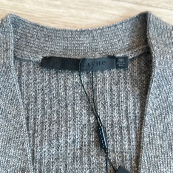 JENNI KAYNE
Cropped Cashmere Cocoon Cardigan new color  Seasonal:Shadow - Picture 10 of 12